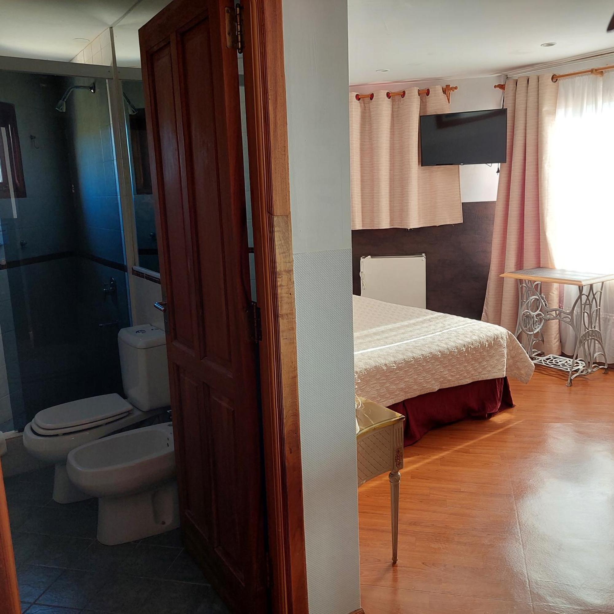 Meulen Hosteria Y Apart El Calafate Bagian luar foto