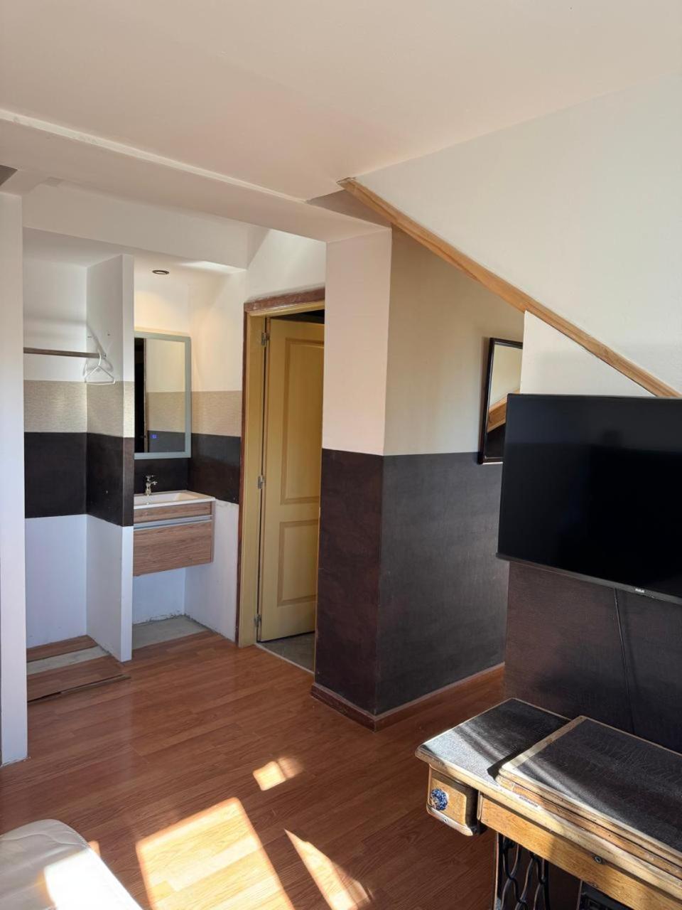 Meulen Hosteria Y Apart El Calafate Bagian luar foto